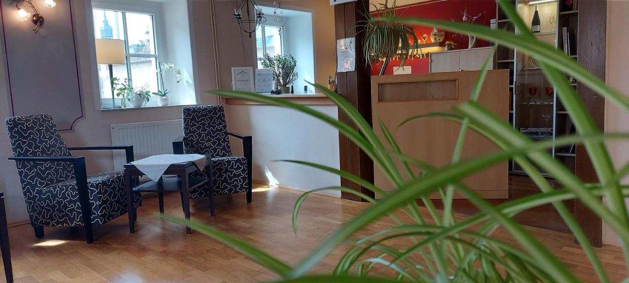 Hotel "Pension Marlis" Garni Reichenberg  Екстериор снимка