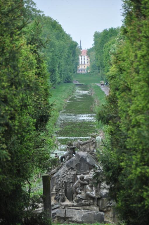 Hotel "Pension Marlis" Garni Reichenberg  Екстериор снимка