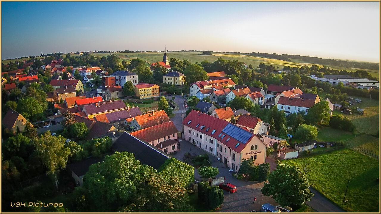 Hotel "Pension Marlis" Garni Reichenberg  Екстериор снимка