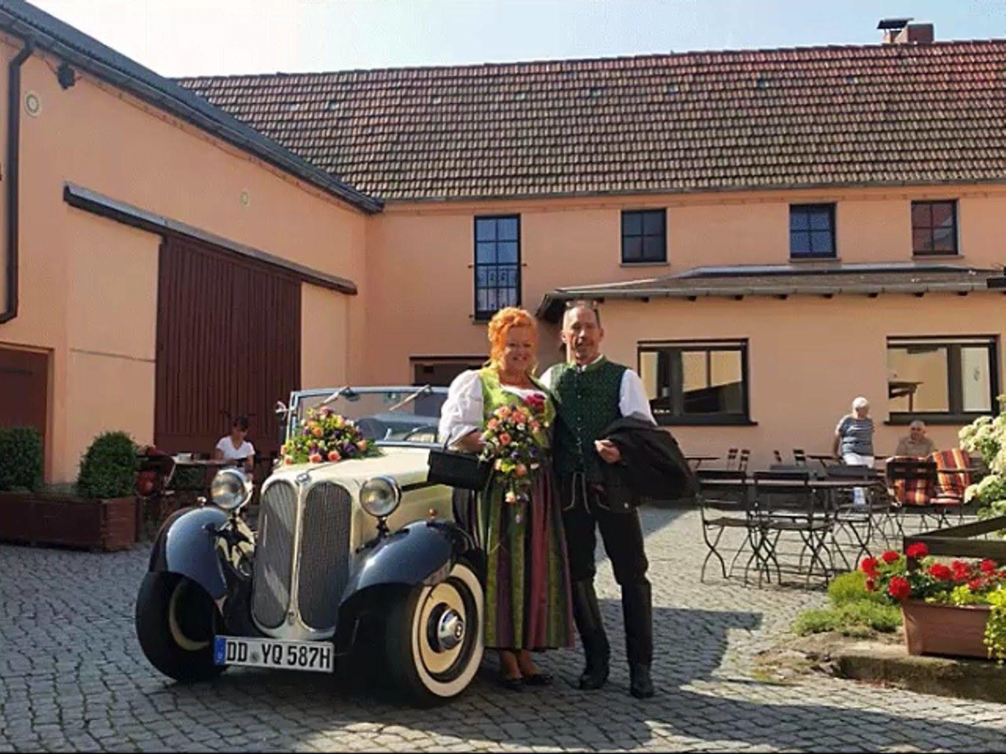 Hotel "Pension Marlis" Garni Reichenberg  Екстериор снимка